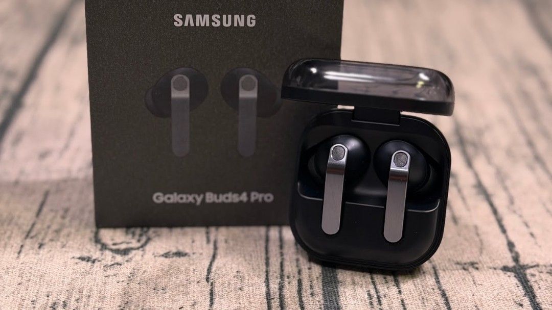Samsung Galaxy Buds4 Pro - Black