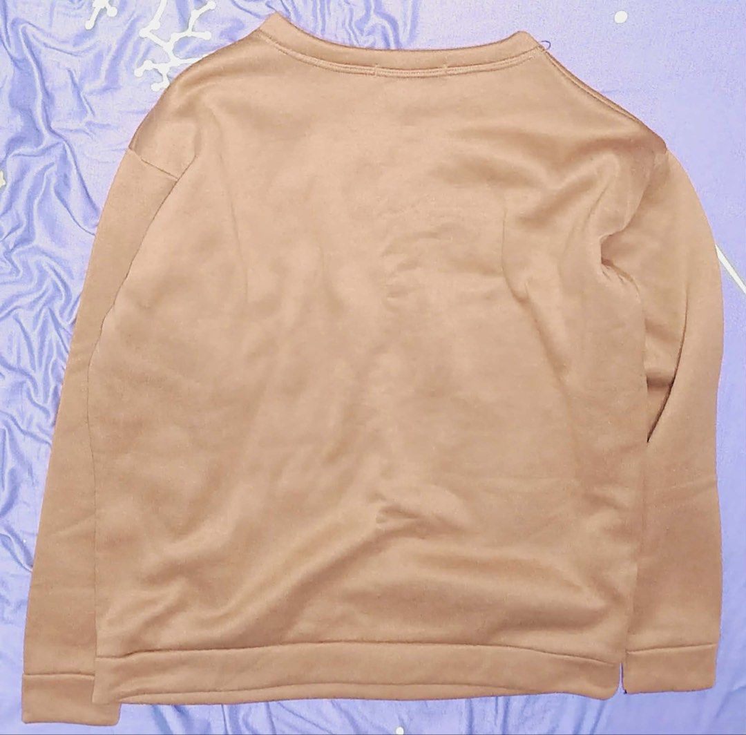 Shein Harvard University Sweatshirt (Category: Longsleeves) located in Manila. Submitted by mdph_ (Listing ID 1431411162, Image 2). Description: - Shein Harvard University sweatshirt - Brown color - Crew neck - Long sleeves - Soft, comfortable material - Perfect for casual wear - Size tag shown in photos.