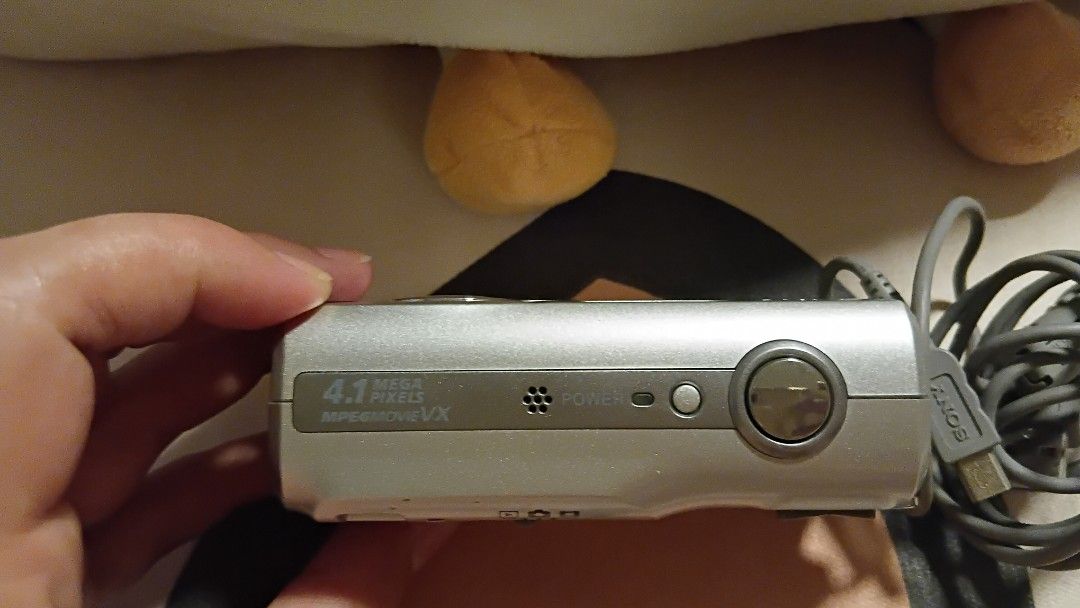 Sony Cybershot DSC-V50 Digital Camera (Category: Cameras) located in Marikina City. Submitted by theexodusshop (Listing ID 1431520497, Image 3). Description: - Sony Cybershot DSC-V50 digital camera - Carl Zeiss Vario-Tessar lens - 4.1 megapixels - 3x optical zoom - Includes USB cable and Memory Stick - LCD screen is cracked - Silver color Bought in Japan 2005 when Uncle visited there. Uses 2AA battery to operate. Haven't tried using it again thou