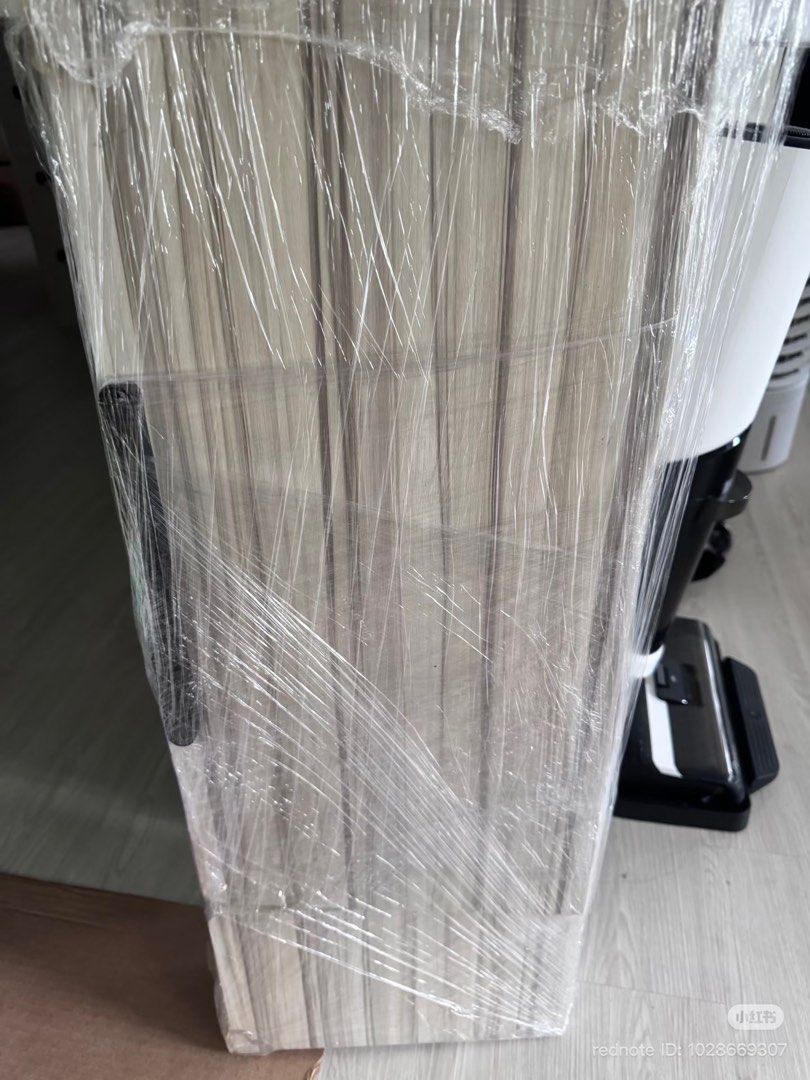 Study Table (Category: Tables & Sets) located in Singapore. Submitted by revee93 (Listing ID 1431478713, Image 3). Description: study table Dark brown beige $18 each Self collection.