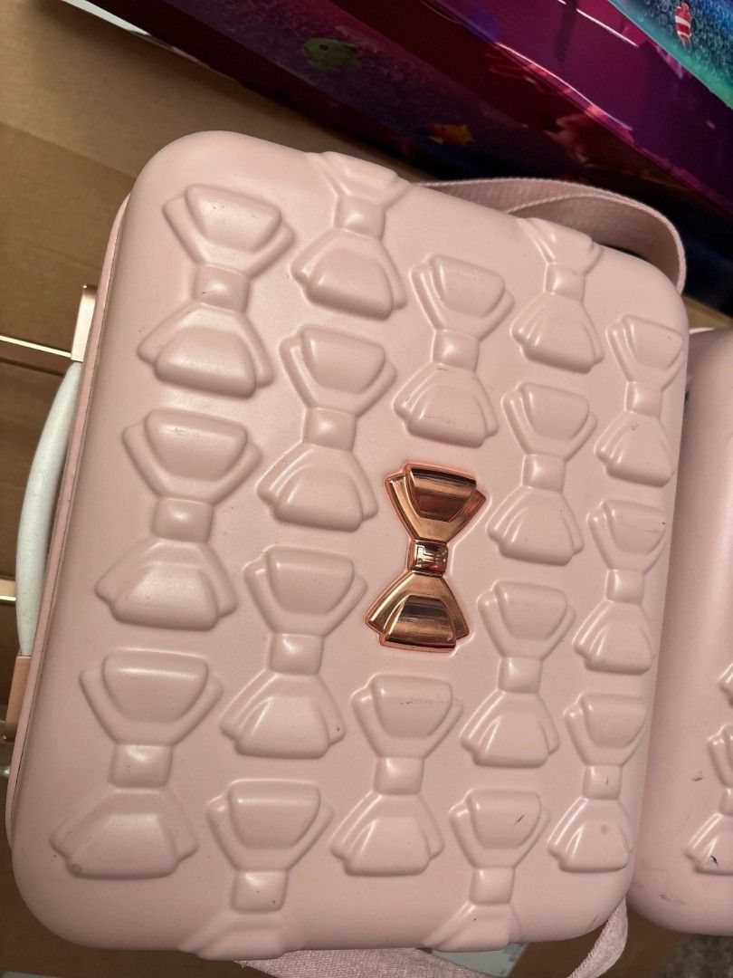 Ted Baker Bow Detail Luggage Set- Pink (Category: Luxury Bags & Wallets) located in Baguio. Submitted by pinkberrylizzz (Listing ID 1431525293, Image 3). Description: RARE Pink Ted Baker Cabin and Vanity Case **used and will show signs of use. Already started cleaning it and will clean a bit more but manage your expections. Still very pretty and have lots of life left. The cabin size handle already worn out but should be a quick fix in bag repair