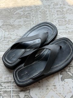 (Category: ) located in . Submitted by size9pls (Listing ID 1431442274, Image 1). Description: .