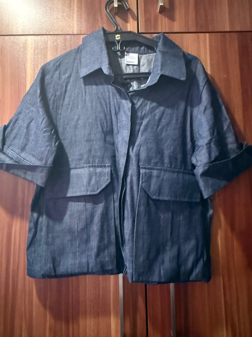 TopstopPh Denim Blouse (Category: Blouses) located in Manila. Submitted by caands (Listing ID 1431407736, Image 1). Description: .