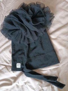 (Category: ) located in . Submitted by deeanaapreloved (Listing ID 1431405169, Image 1). Description: .