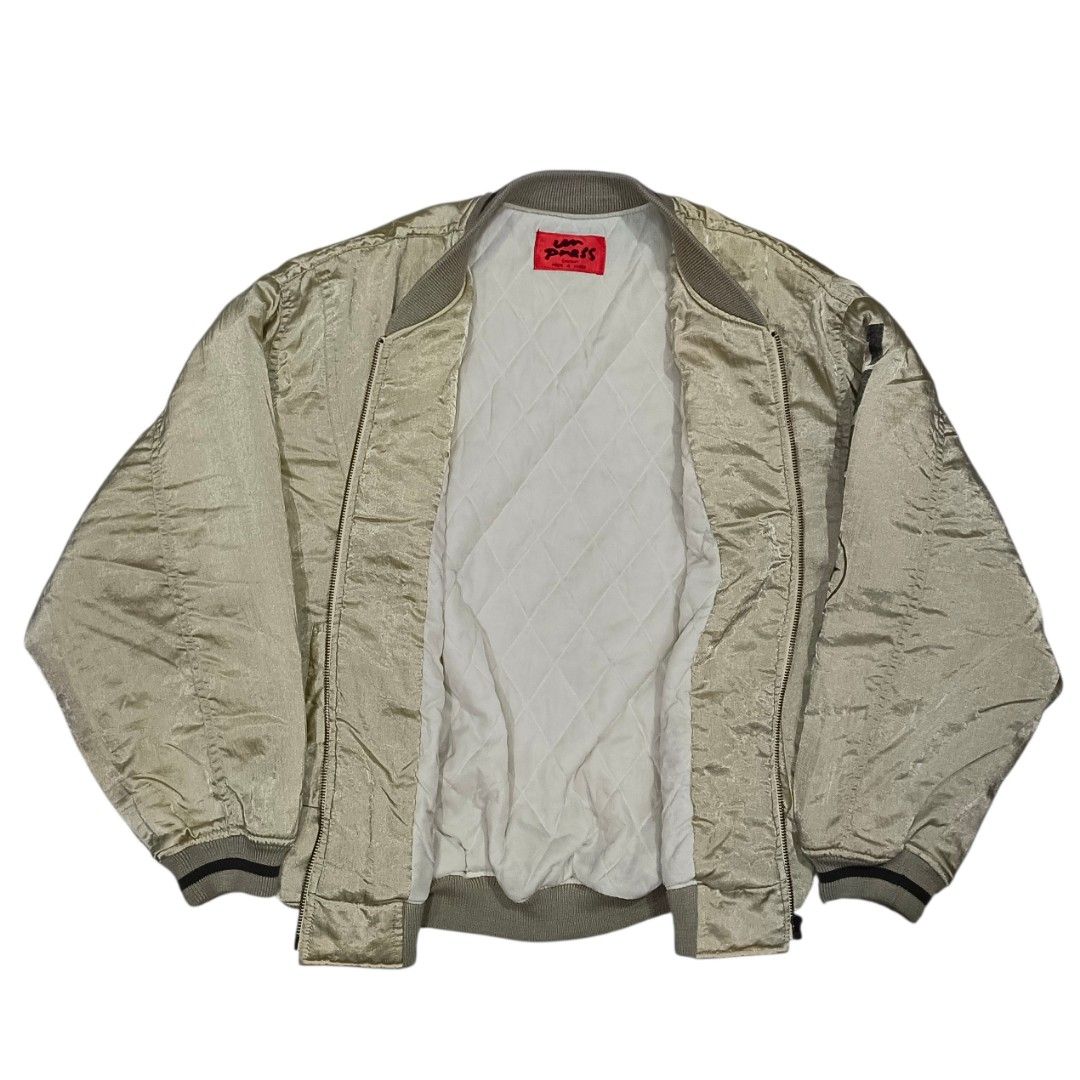 Vintage Um Press Bomber Jacket (Category: Coats, Jackets and Outerwear) located in General Santos City (Dadiangas). Submitted by _jackeith (Listing ID 1431378668, Image 3). Description: - Vintage bomber jacket - Unique map graphic on back - "Freedom" print on sleeve - Zip-up front - Two front pockets - Ribbed cuffs and hem - Made in Korea - Quilted lining for warmth - Neutral color -Condition: No issue - Dimes: 25L 25W.