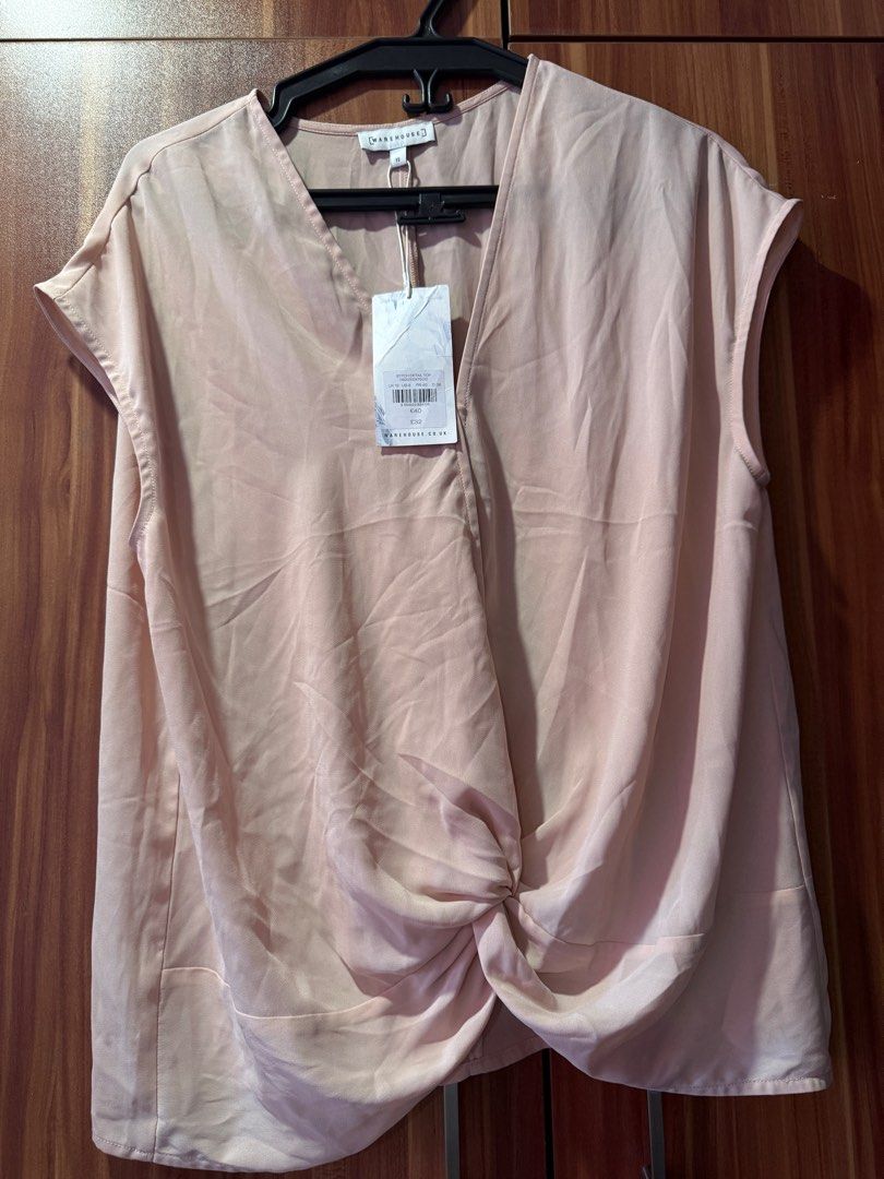 Warehouse Blush Blouse (Category: Blouses) located in Manila. Submitted by caands (Listing ID 1431407479, Image 1). Description: .