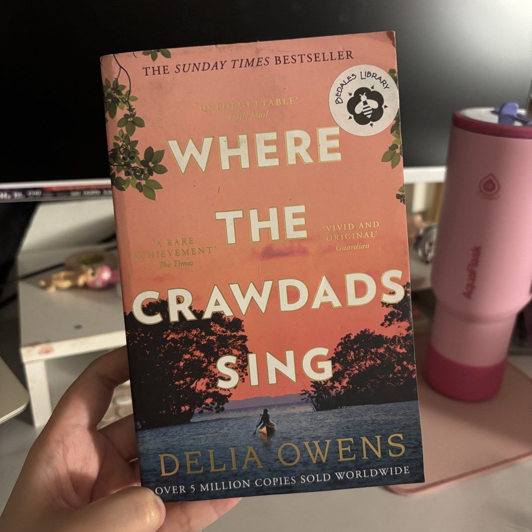 Where the Crawdads Sing by Delia Owens (Category: Storybooks) located in Pasig City. Submitted by homeworkdotcom (Listing ID 1431505936, Image 1). Description: 📙 original copy (not a reprint!) 🤍 preloved ❓ issue: paper oxidation / warping pages (actual photos posted) ❤️‍🩹 no annotations, no highlights :) 💸 MariBank / Maya / GCash 📍 Pasig City 🚚 buyer to shoulder shipping fee: 🌃 metro manila: Lalamove / Grab Express / J&T 🏡 outside metro m