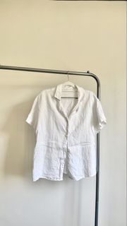 (Category: ) located in . Submitted by hello.wearagain__ (Listing ID 1431430872, Image 1). Description: .
