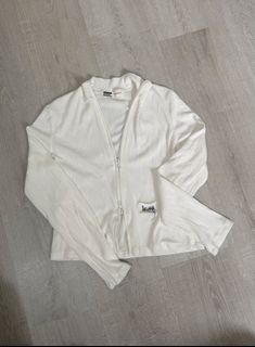 （分類：）位於 。 由 Mimi214 提交（商品編號 1431424218，圖片 1）。簡介： 。