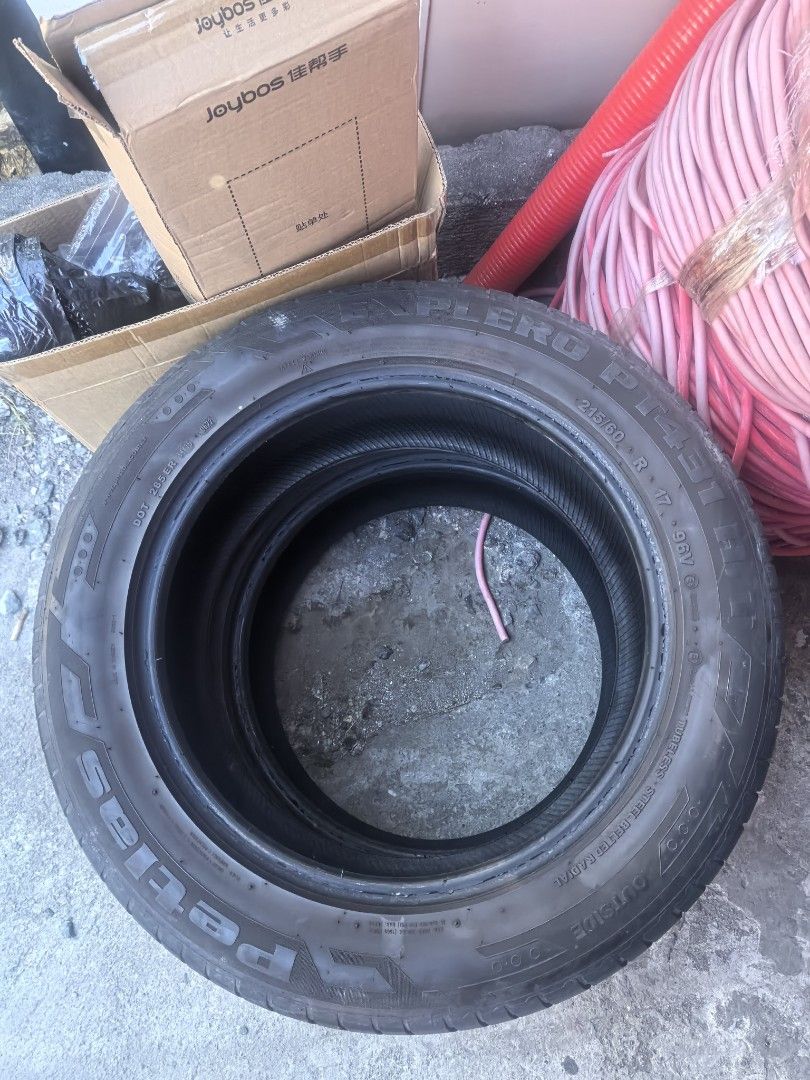 215/60/R17 Petlas Explero PT 431 (Category: Other Automotive Parts and Accessories) located in Quezon City. Submitted by petmail (Listing ID 1431609347, Image 1). Description: Second hand Petlas Explero PT 431 215/60/R17 96V Dot 0622 Thread Life 80-90% Selling @ ₱1000/- Only! Kindly call +63 9614 888 888 for a fast deal @ Lancaster City, General Trias, Cavite.