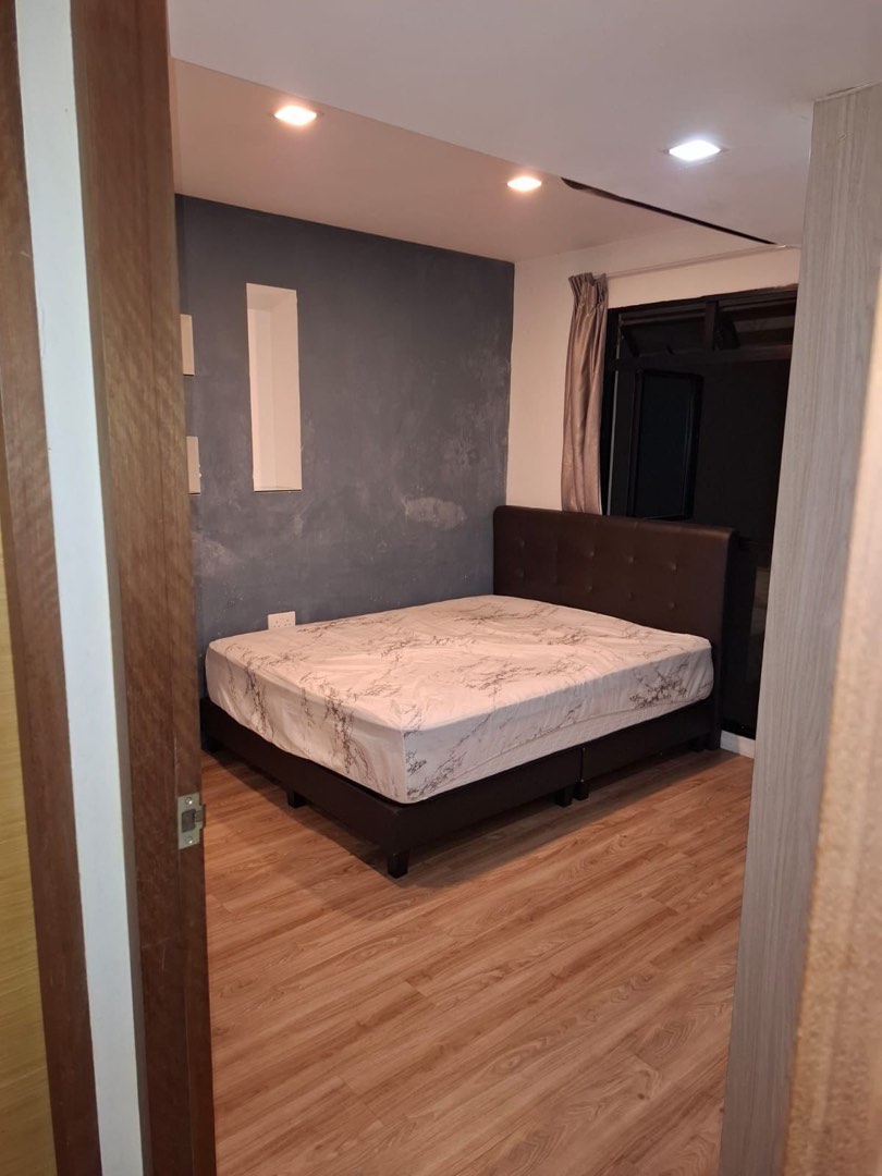 (Category: ) located in . Submitted by Arvind (Listing ID 1431740951, Image 1). Description: .