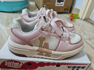 （分類：）位於 。 由 yappitammy 提交（商品編號 1431662109，圖片 1）。簡介： 。