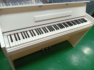 （分類：）位於 。 由 nagoya.piano 提交（商品編號 1431625701，圖片 1）。簡介： 。
