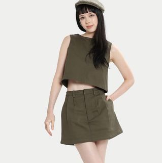 (Category: ) located in . Submitted by blackribbondress (Listing ID 1431757305, Image 1). Description: .