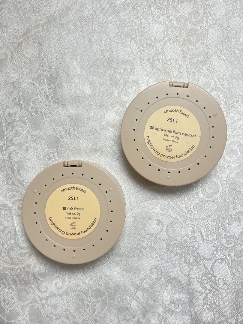 Absidy x Jelly Eugenio Smooth Focus Powder Foundation (Category: Makeup) located in Abucay. Submitted by declutterwyana (Listing ID 1431665574, Image 3). Description: - Absidy x Jelly Eugenio Smooth Focus Brightening Powder Foundation - Includes original box, compact, and puff - Available Shades: - 15 Fair Fresh - 25L1 Light-Medium Neutral - 9g of product - Compact features a mirror and protective film - Includes a protective case.
