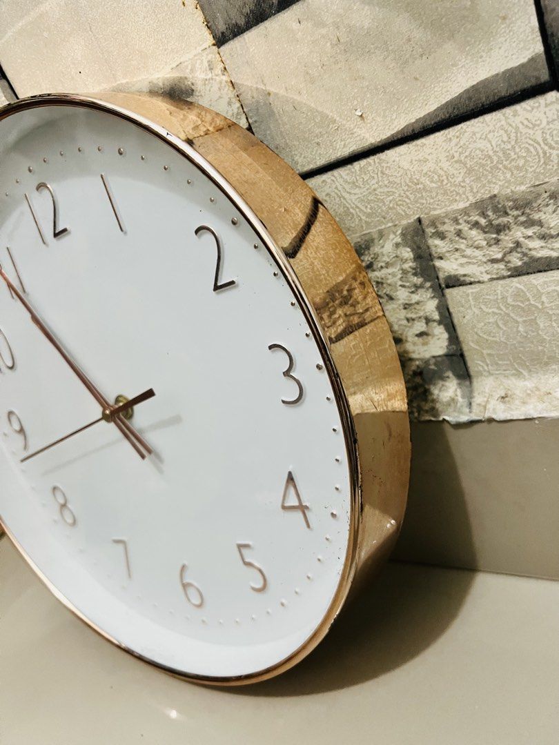 Affordable Big Wall Clock 30cm 😍👌 (Category: Clocks) located in Malolos. Submitted by afford.japan (Listing ID 1431576946, Image 2). Description: Affordable Big Wall Clock 30cm 😍👌.