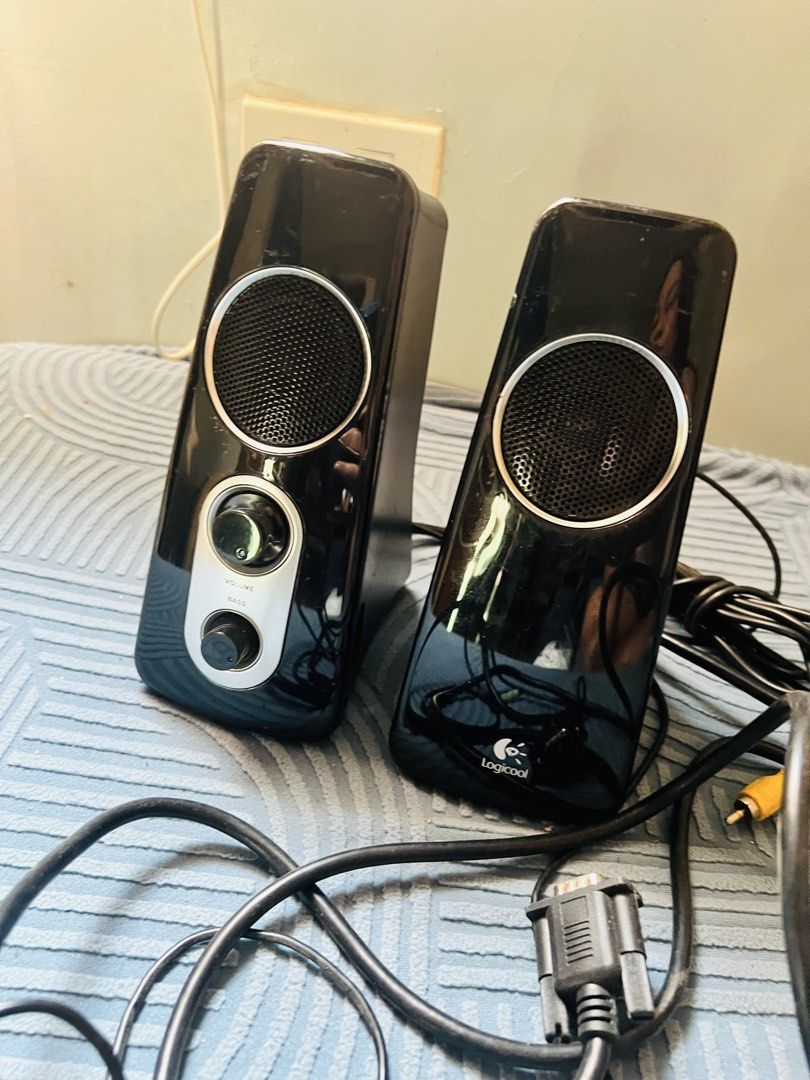 Affordable Logitech Z523 2.1 speaker system 😍👌 (Category: Soundbars, Speakers & Amplifiers) located in Malolos. Submitted by afford.japan (Listing ID 1431657389, Image 2). Description: Affordable Logitech Z523 2.1 speaker system 😍👌.