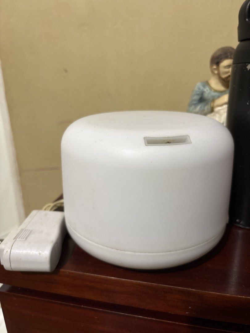 Air purifiers / dehumidifiers (Category: Air Purifiers & Dehumidifiers) located in Quezon City. Submitted by lavl00 (Listing ID 1431728053, Image 1). Description: .