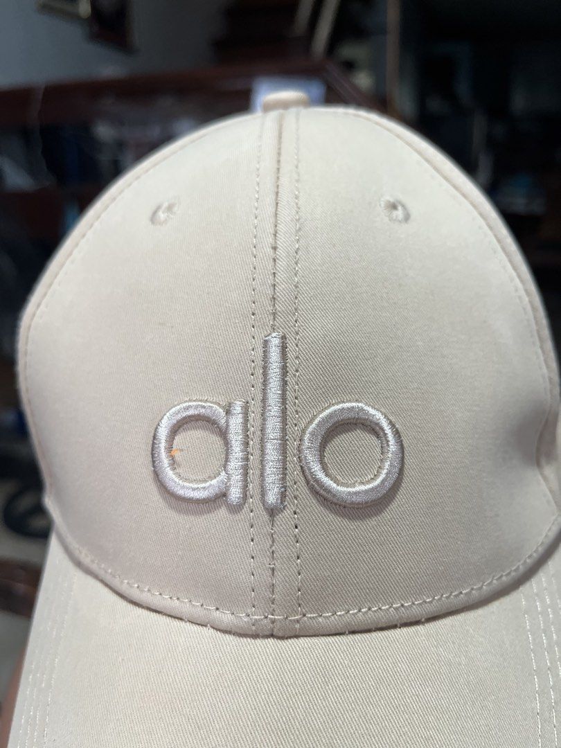 Alo Yoga Off-Duty Cap (Category: Baby Monitors) located in Mandaue City. Submitted by chuchi152615 (Listing ID 1431733339, Image 2). Description: .