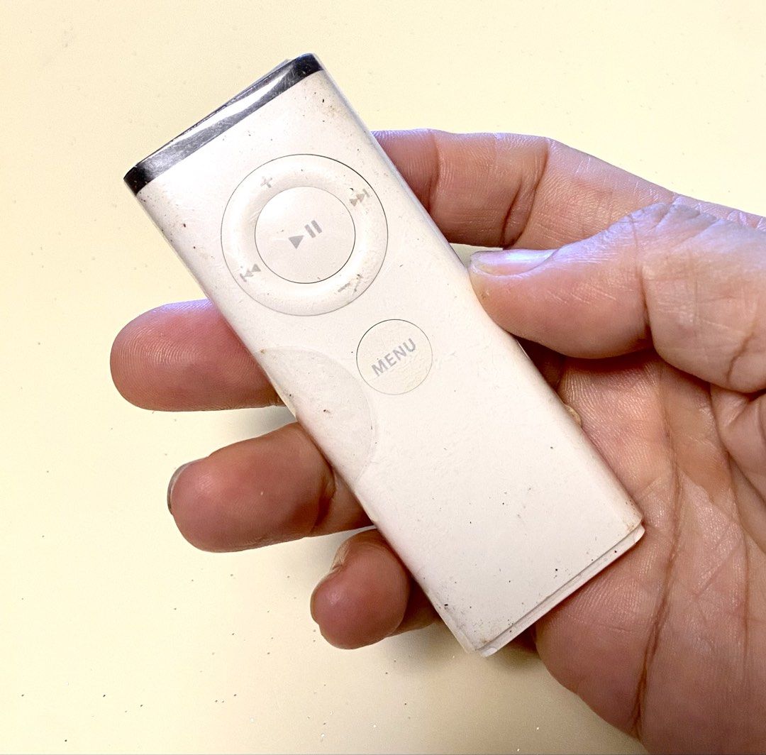 Apple Remote427815240267868160