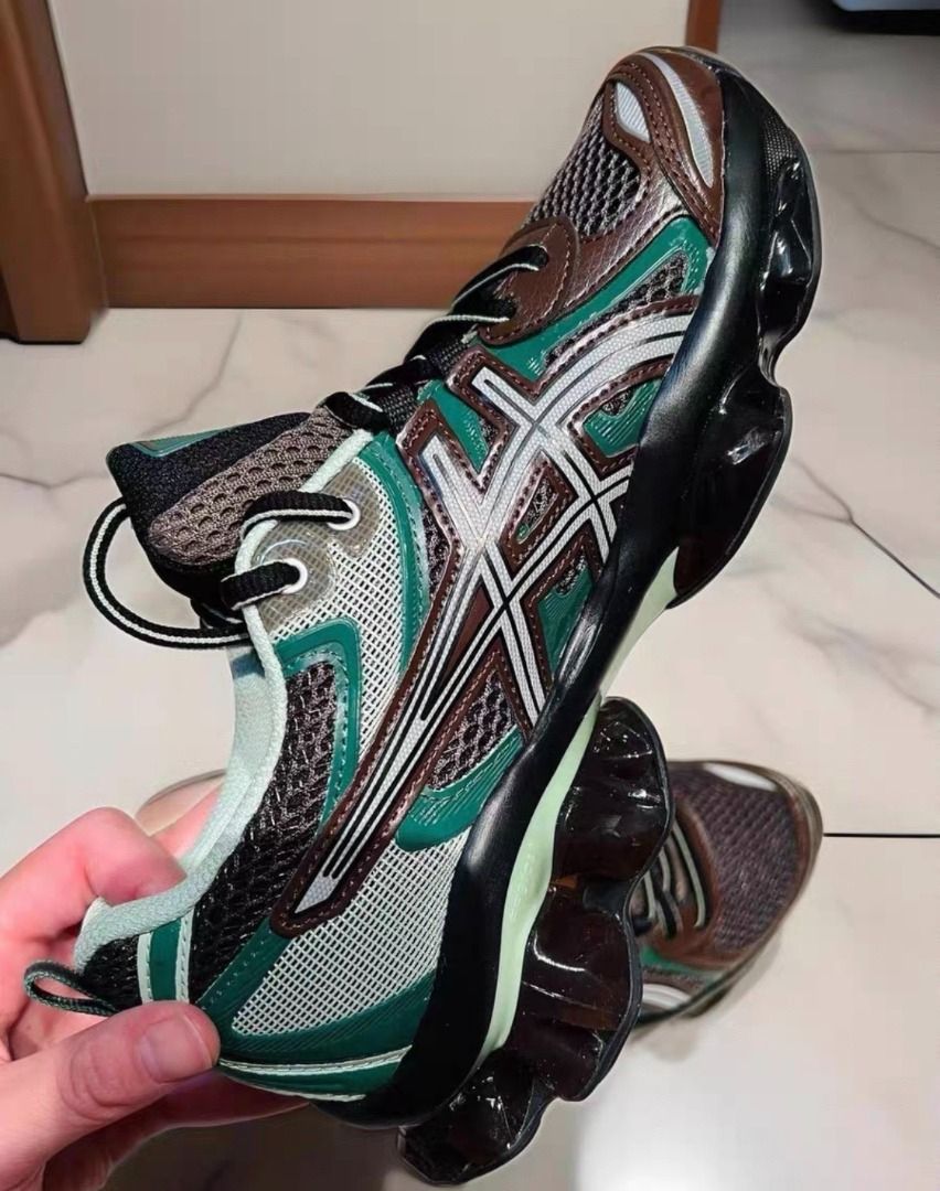 ASICS GEL-Quantum Kinetic Green (Category: Sneakers) located in Singapore. Submitted by heymissnicole (Listing ID 1431658741, Image 3). Description: Multiple colors available, all sizes are standard and complete, shop with confidence 🎁 View actual product photos.