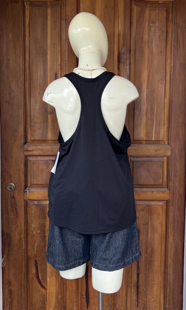 Athletic Works Black Tank Top XL (Category: Sleeveless) located in Naga. Submitted by ajmaq (Listing ID 1431584251, Image 2). Description: - Athletic Works tank top - Size: XL (16-18) - Racerback style - Made with DriWorks fabric - New with tags - Designed with the planet in mind.