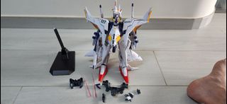 （分類：）位於 。 由 Perry 提交（商品編號 1431605351，圖片 1）。簡介： 。