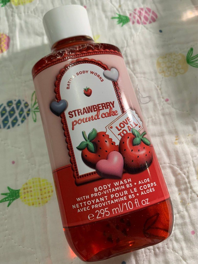Bath & Body Works Strawberry Pound Cake 295ml (Category: Bath) located in Quezon City. Submitted by beautycallph (Listing ID 1431739395, Image 1). Description: Original Price at Bbw mall of asia is 1550 only selling for 850 last price — Manufacture Date 04/25.