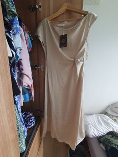 （分類：）位於 。 由 chirpyy 提交（商品編號 1431585584，圖片 1）。簡介： 。