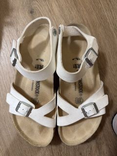 （分類：）位於 。 由 ursulaponytail 提交（商品編號 1431593044，圖片 1）。簡介： 。