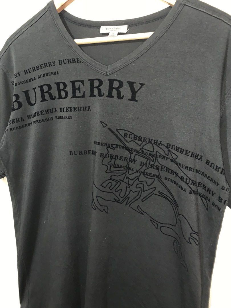 BURBERRY V-NECK SHIRT (Category: Tshirts & Polo Shirts ) located in Cavite. Submitted by aronthrift_ (Listing ID 1431622626, Image 2). Description: BURBERRY V-NECK SHIRT SIZE: MEDIUM ON TAG LENGTH: 29 inch WIDTH: 21 inch COMPLETE TAGS✅ FRESH NECKLINE✅ EXCELLENT CONDITION ✅ NO ISSUE✅ COLOR RATE: 10/10🔥 SOLID DESIGN OMA SEND KO VID ONCE NA INTERESTED KA❗️ 🔴Items are thrifted so please manage your expectation. 🔴Tags and other are details posted. 