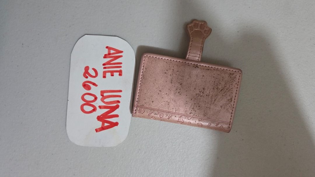 Cat Dog Paw Cardholder Wallet (Category: Wallets & Card holders) located in Baguio. Submitted by anieluna2600 (Listing ID 1431587304, Image 3). Description: 💅 Card holder - magnet enclosure - needs cleaning - shade of pink actual color PHP 20.