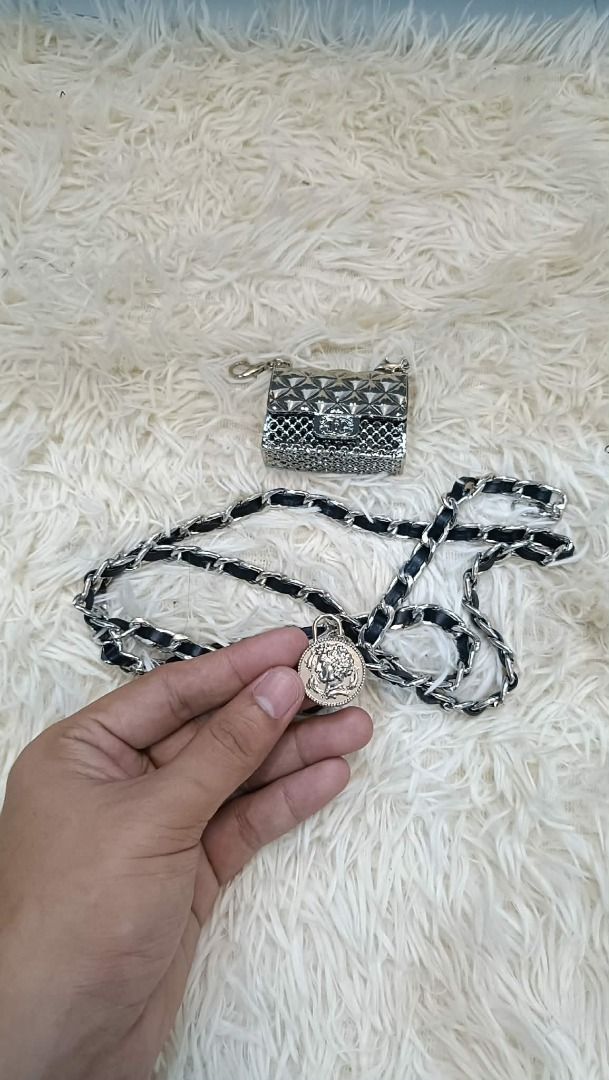 Cc Belt (Category: Luxury Accessories) located in Cebu City. Submitted by erlacoleccion (Listing ID 1431648175, Image 1). Description: .