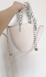 （分類：）位於 。 由 ritatatatalau 提交（商品編號 1431650475，圖片 1）。簡介： 。