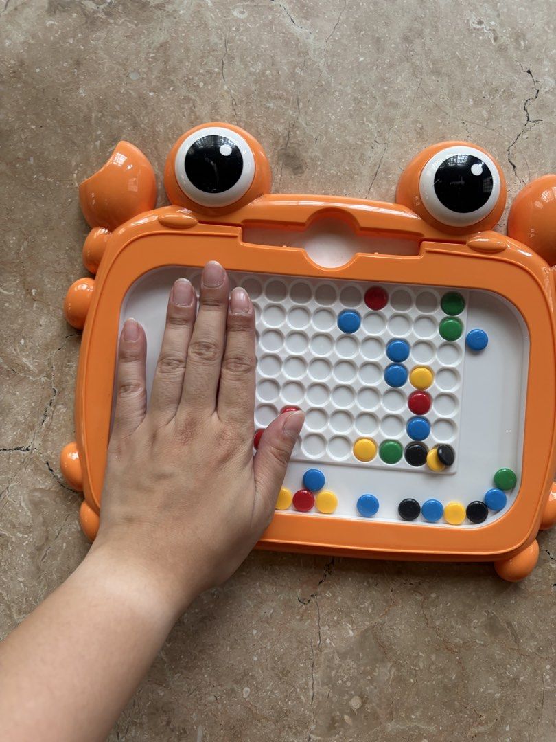 Children’s Magnetic Drawing Board, Crab Design (Category: Educational & Learning Toys) located in Quezon City. Submitted by tidyup.lara (Listing ID 1431680982, Image 2). Description: Sold as is, unsure if complete Condition 8/10: used but in good condition #carousave2026.