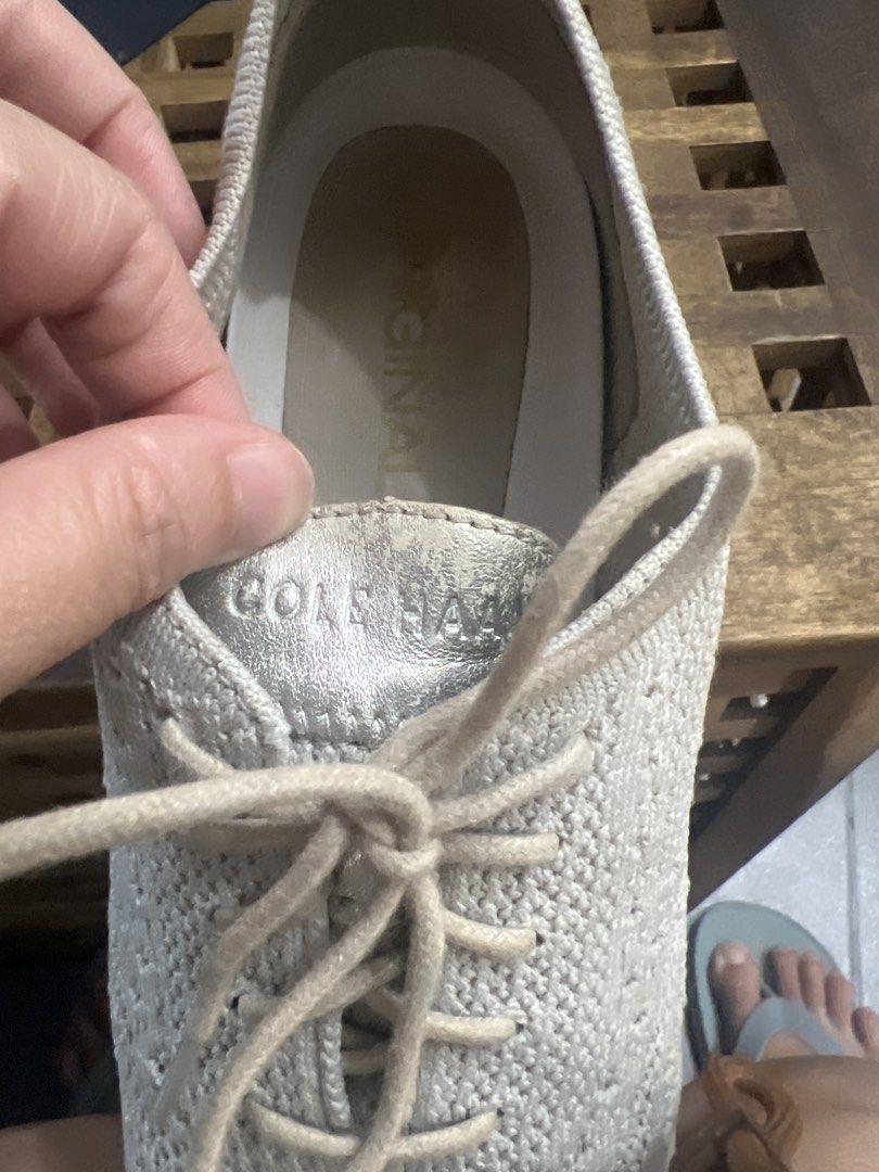 Cole Haan Zerogrand Oxford Shoes (Category: Sneakers) located in Manila. Submitted by apecksky (Listing ID 1431576432, Image 3). Description: - Cole Haan Zerogrand Oxford - Light grey knit upper - Pink sole - Size 7.5 - Lace-up closure - Includes original box - Cole Haan logo on insole.