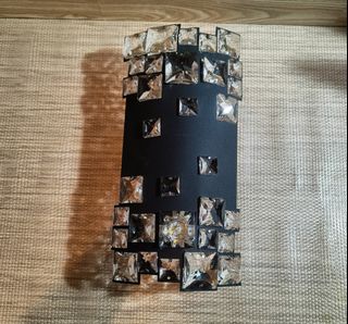 (Category: ) located in . Submitted by lightsidealscollection (Listing ID 1431641701, Image 1). Description: .