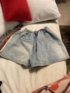 (Category: ) located in . Submitted by bubblesoph (Listing ID 1431765363, Image 1). Description: .