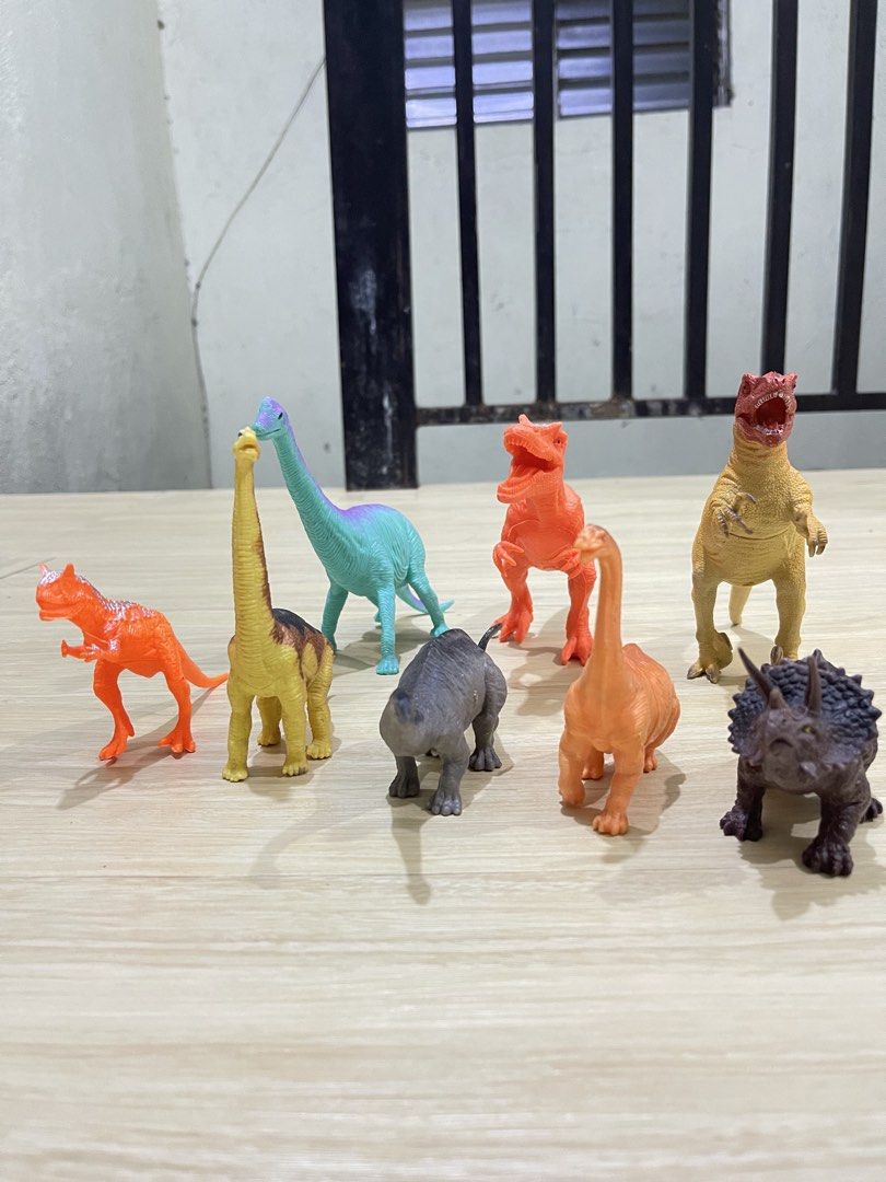 Dinosaur Toys Set (Category: Kids Toys) located in Manila. Submitted by _eahmczz (Listing ID 1431781303, Image 1). Description: 📍SJDM bulacan.
