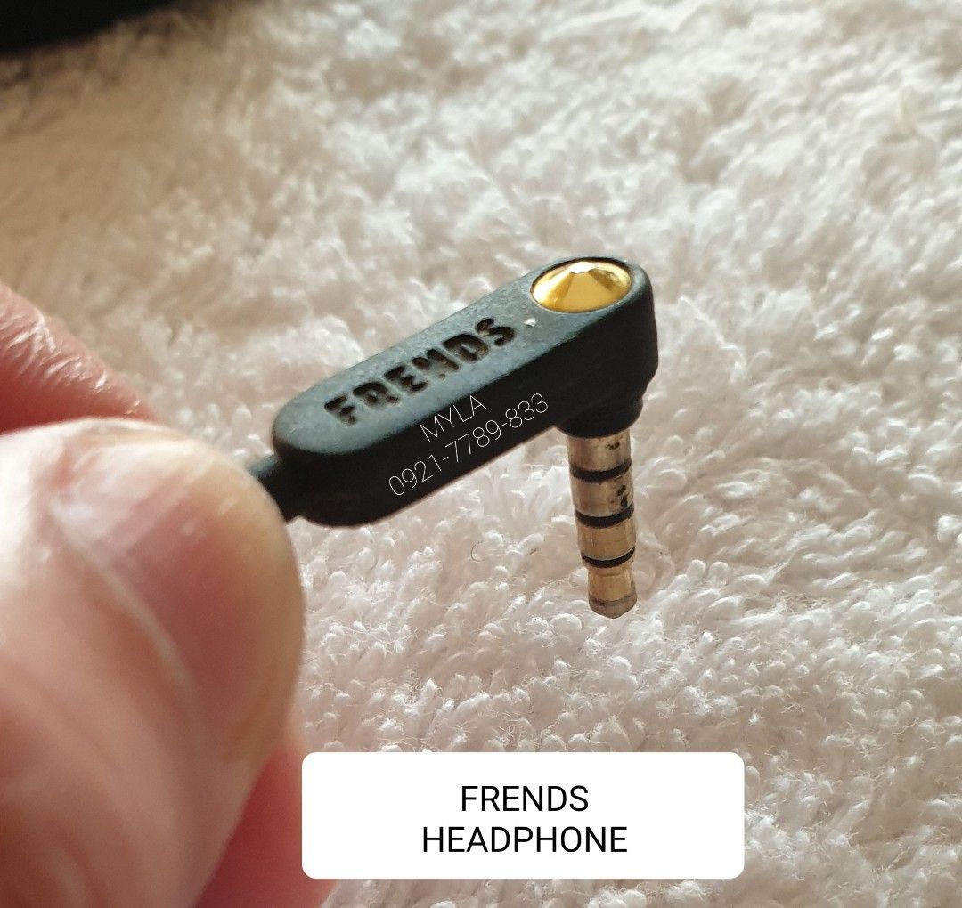 Frends Headphones - Gold and Black (Category: Headphones & Headsets) located in Lucena. Submitted by lucenasecondhanditems (Listing ID 1431791671, Image 2). Description: - Frends headphones in a stylish gold and black design. - Features a sleek design with a black headband and gold accents. - Includes a black cable with a built-in control button. - Comes with a black carrying case. - Connectivity: 3.5mm jack..