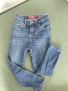 (Category: ) located in . Submitted by mcrwu (Listing ID 1431620001, Image 1). Description: .
