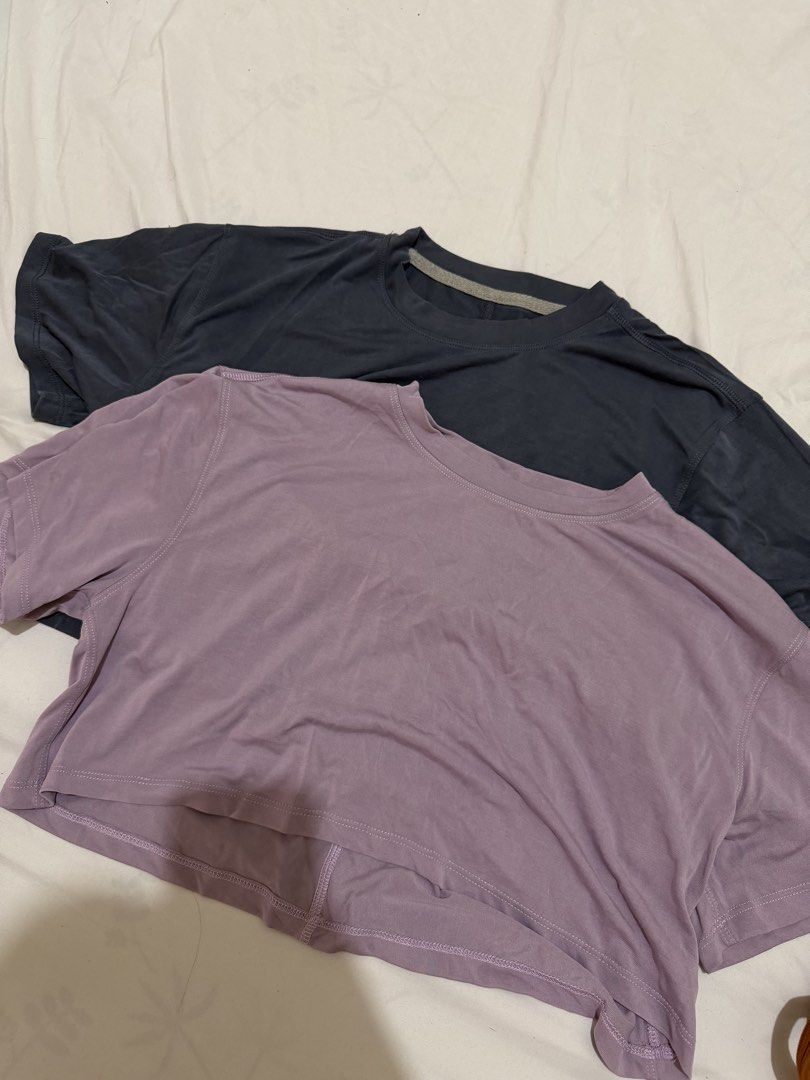 Gym coverup cropped (Category: Shirts) located in Quezon City. Submitted by steffo_declutters (Listing ID 1431616409, Image 1). Description: 150 each Fits small-medium.