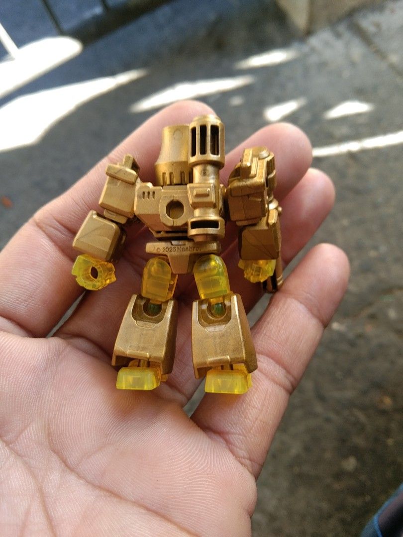 Hasbro 2025 transformers blokees model kit (Category: Action & Battle Toys) located in Quezon City. Submitted by cjwstore (Listing ID 1431793468, Image 3). Description: check more photos.