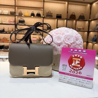（分類：）位於 。 由 ccluxuryhk 提交（商品編號 1427550441，圖片 1）。簡介： 。