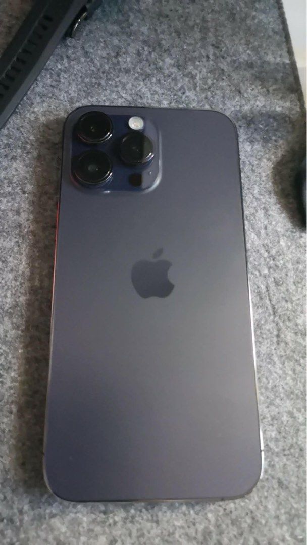 Iphone 14 pro max 256gb (Category: iPhone 14 Series) located in Quezon City. Submitted by nightly06 (Listing ID 1431635461, Image 1). Description: For sale!!! 14 pro max 256gb with box, charging cable and phone case magsafe 75% bh Makinis. No issue po. Pm lang sa additional pic. Rfs: Mag upgrade. Slightly negotiable. Meet up only!!! .
