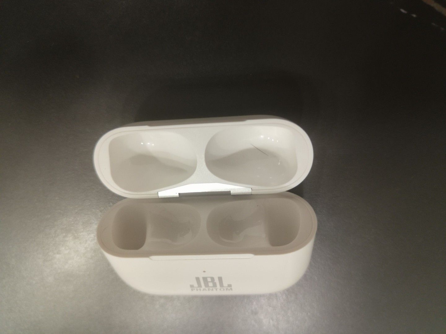 JBL Phantom LP33 Wireless Earbuds425834060711219204