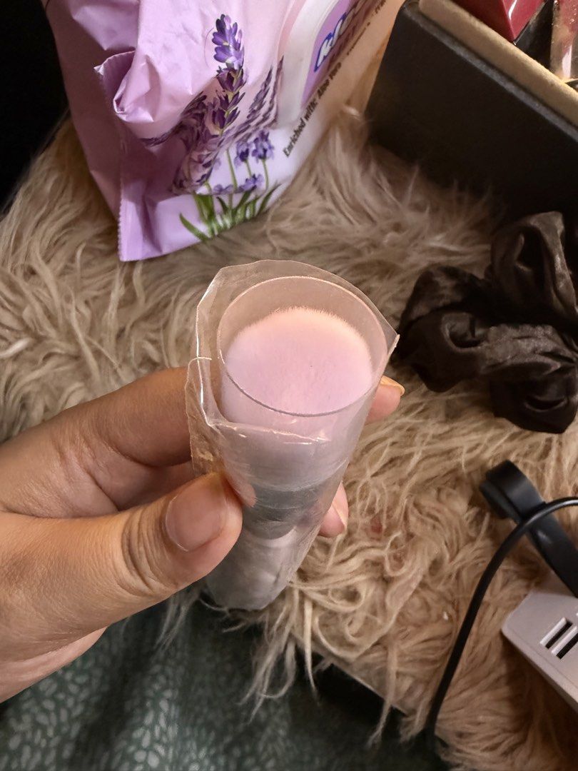 Kylie Cosmetics Foundation Brush (Category: Makeup) located in Bacoor. Submitted by peanut_storm (Listing ID 1431726031, Image 2). Description: - Kylie Cosmetics foundation brush - Pink handle - Soft, rounded brush head - Brand new, unused - Still in original packaging.