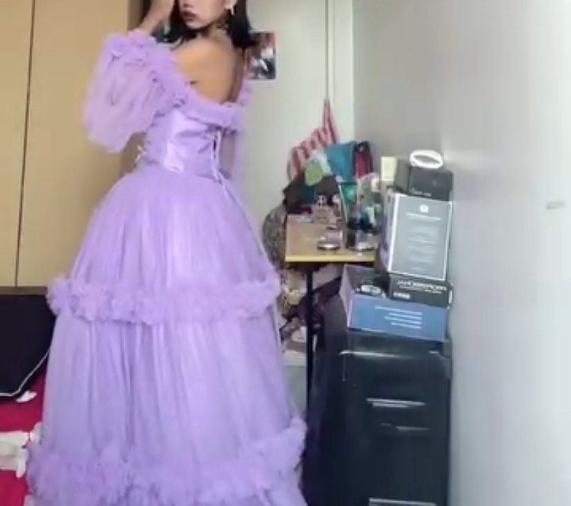 Lavender Off-Shoulder Princess Gown (Category: Evening dresses & gowns) located in Pasay City. Submitted by yang_mg21 (Listing ID 1431633167, Image 3). Description: Dreamy lavender gown with off-shoulder design, puff sleeves, and detailed embroidered bodice ✨ Flowy and super eye-catching — perfect for prom, debut, photoshoots, or special events. Gives soft princess/fairycore vibes 🧚‍♀️ Worn once, still in great condition. Minimal issue; may sira