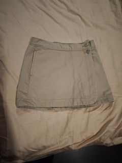 (Category: ) located in . Submitted by declutteringmami (Listing ID 1431665637, Image 1). Description: .