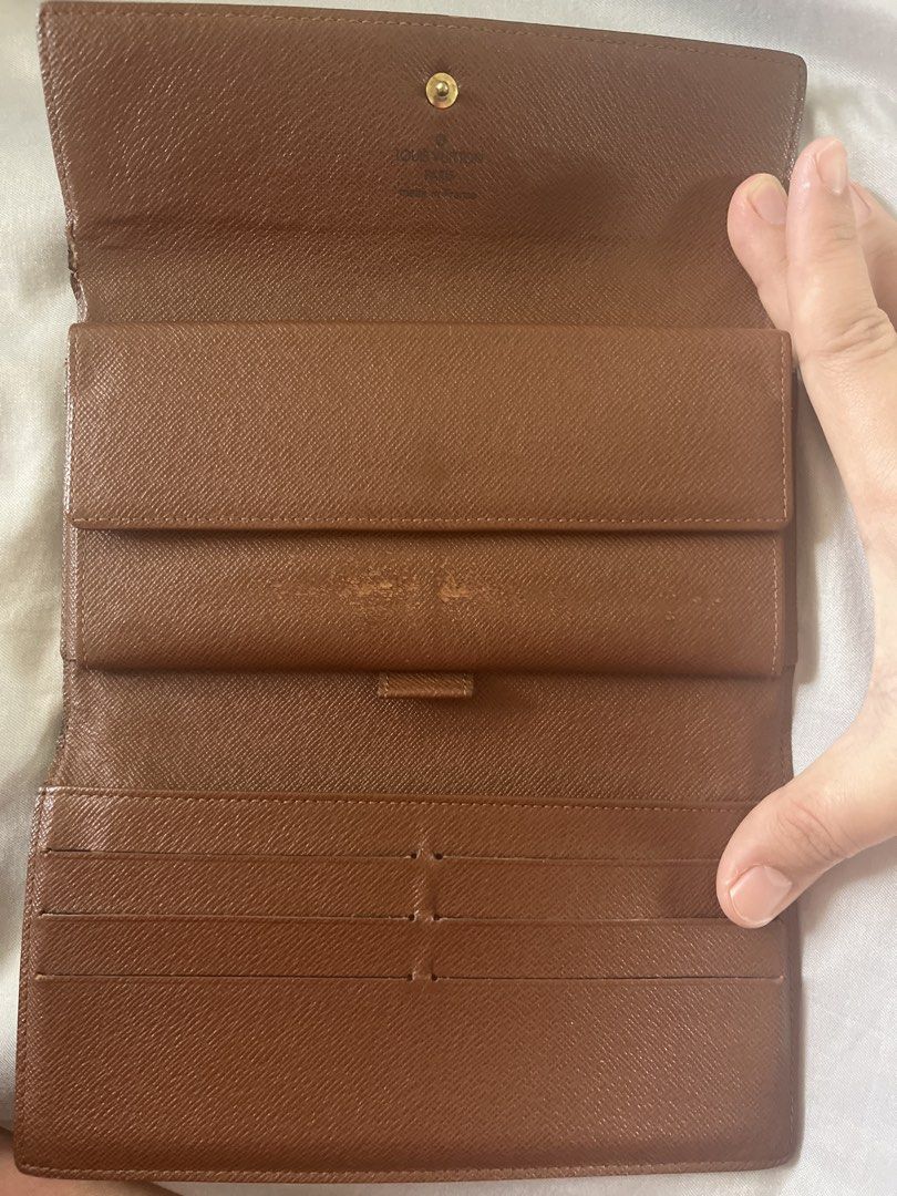 Louis Vuitton Monogram Wallet (Category: Luxury Bags & Wallets) located in Manila. Submitted by lars13 (Listing ID 1424926219, Image 2). Description: No inclusion With flaws Japan preloved bought.